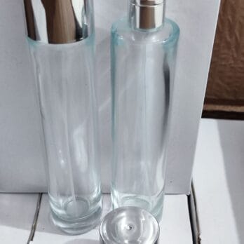 شیشه عطر ۵۰میل استوانه(۱جین ۱۲عددی)