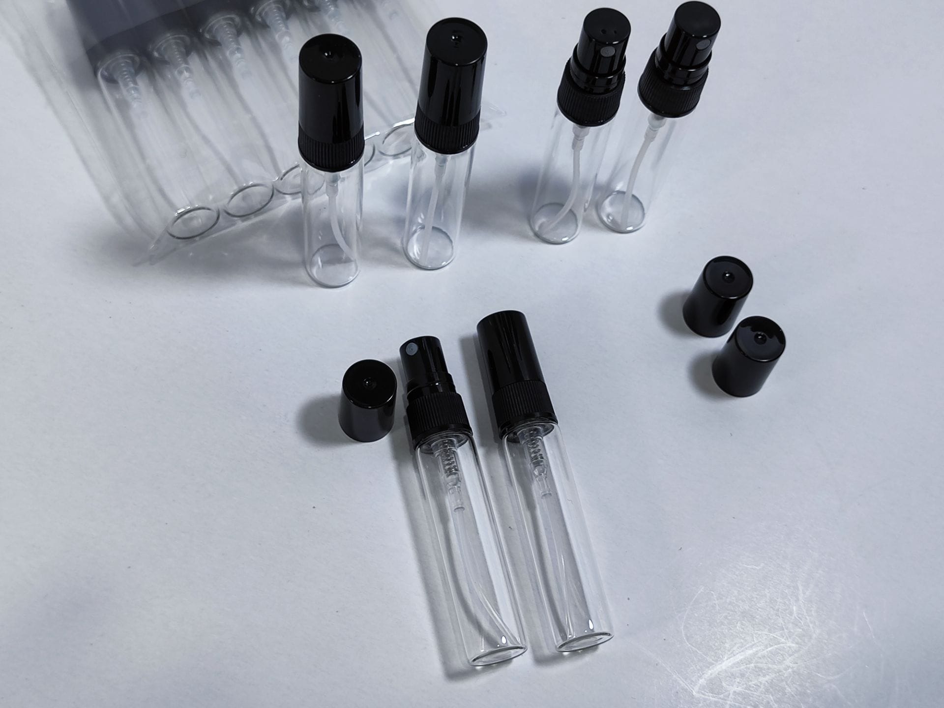 شیشه عطر 5میل تستر درب و والف پلاستیکی مشکی - Image 2