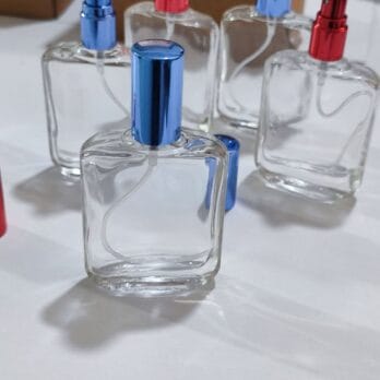 شیشه عطر ۲۷میل لوگو(جین ۱۲عددی)